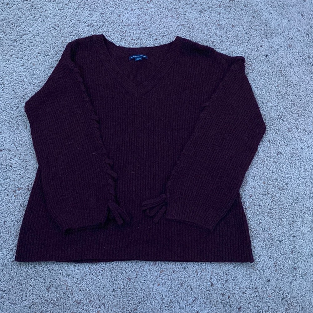 American Eagle size S Long sleeve sweater